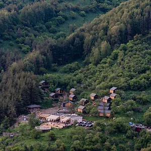 فندق Qazaq Auyl Eco, الماتي