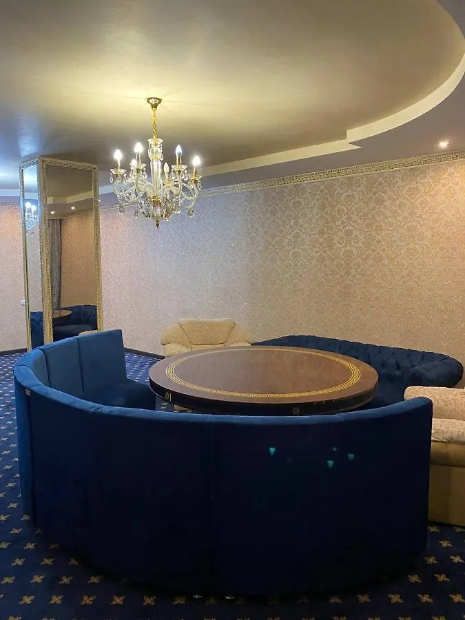 Medeus Villa Almaty 4*,