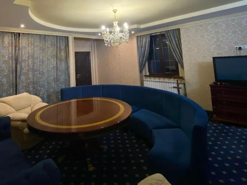 Medeus Villa Almaty 4*,